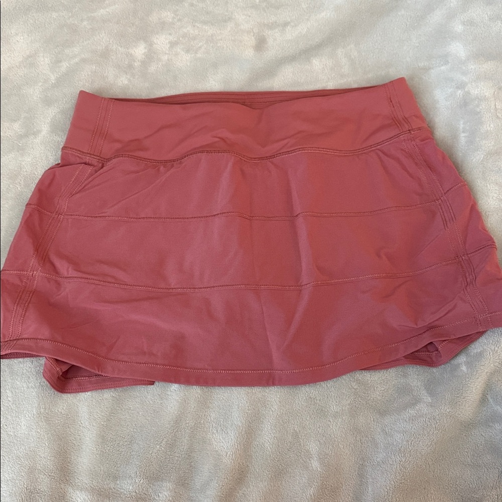 Lululemon mid rise pace rival skirt NWOT